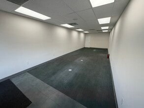 601 SW 57th Ave, Miami, FL à vendre Photo intérieure- Image 2 de 3