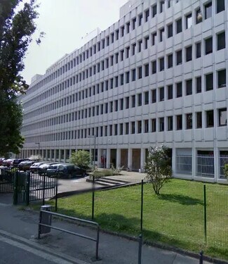 Plus de détails pour 28 Rue De La Baïsse, Villeurbanne - Bureau, Bureau/Médical à louer