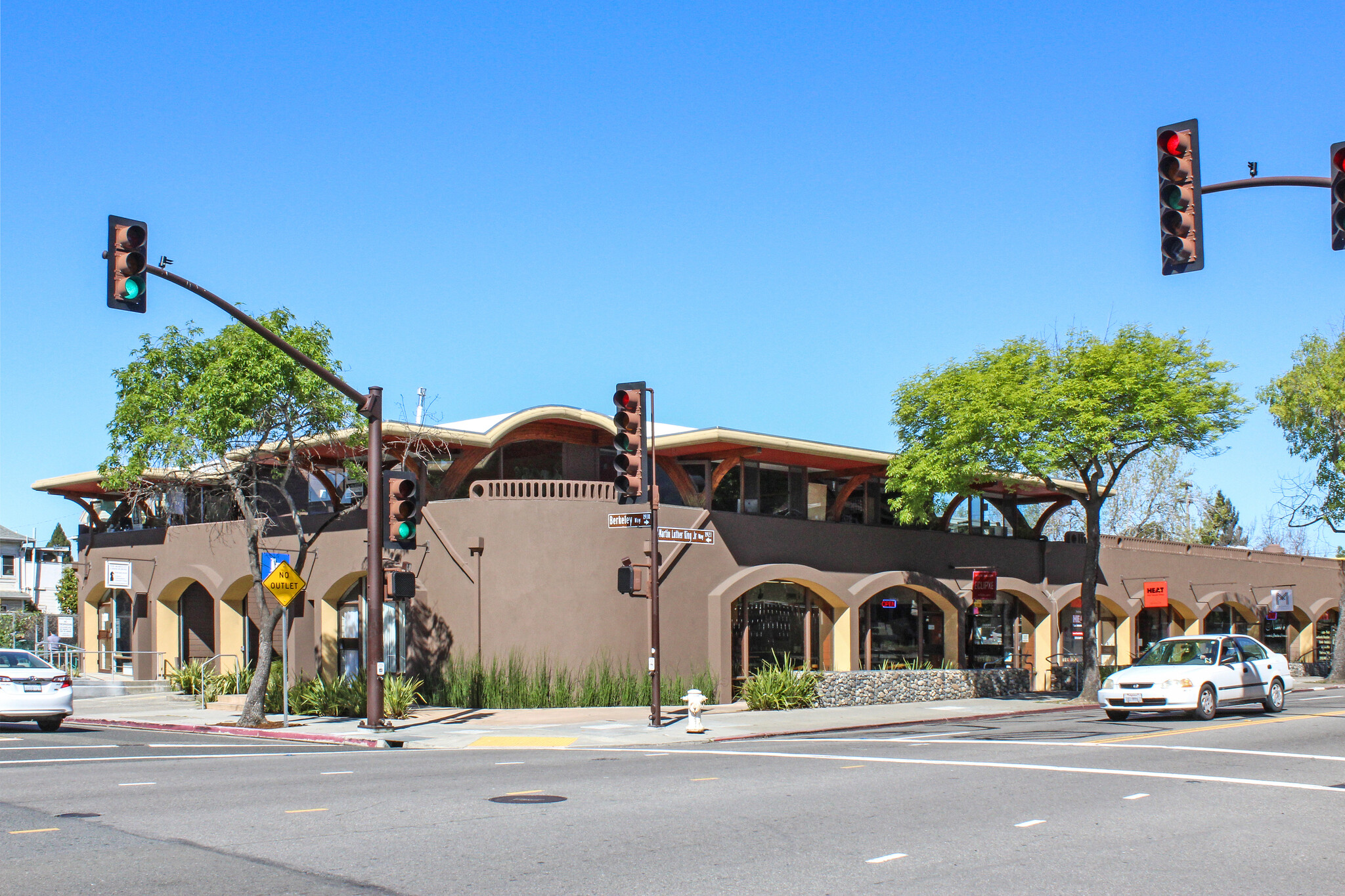 1841-1847 Berkeley Way, Berkeley, CA for lease Building Photo- Image 1 of 32