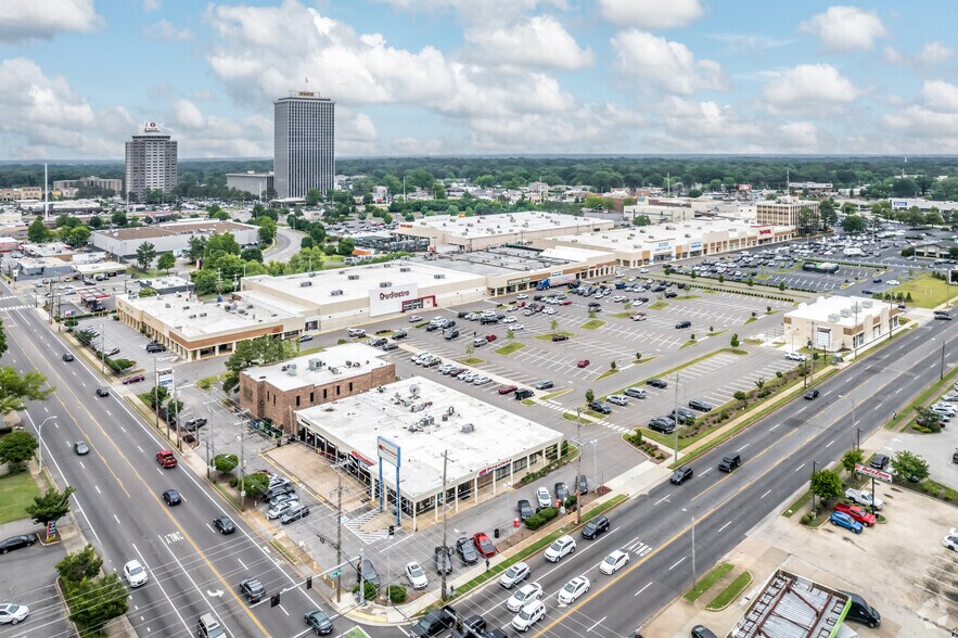 5048 Park Ave, Memphis, TN à louer - Aérien - Image 2 de 4