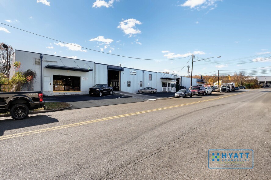 200 Ritchie Rd, Capitol Heights, MD à vendre - Photo du bâtiment - Image 3 de 8