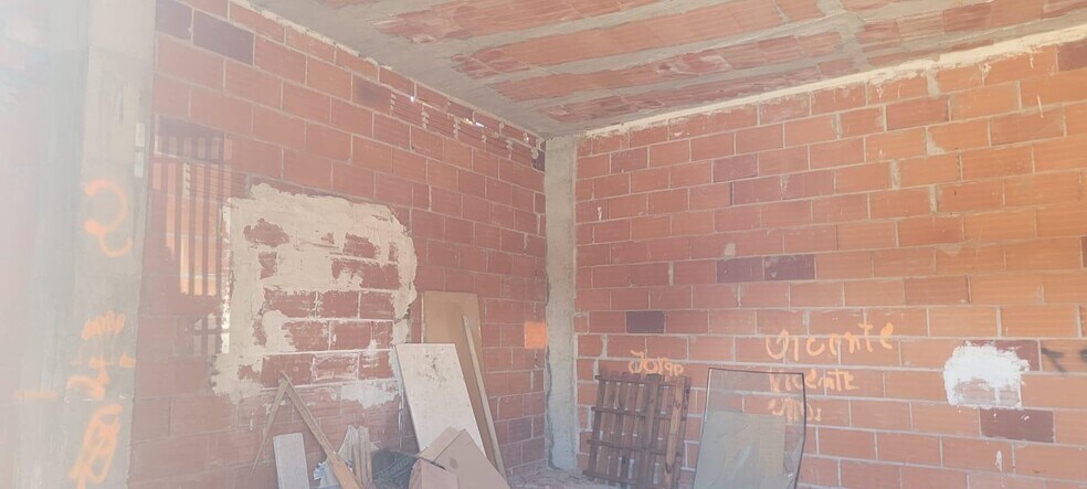 Commerce de détail dans Cáceres à louer - Photo du bâtiment - Image 2 de 10