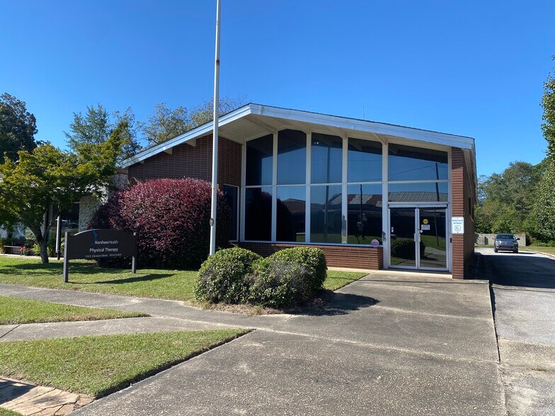 110 N Cleveland St, Kershaw, SC à vendre - Photo du bâtiment - Image 2 de 7