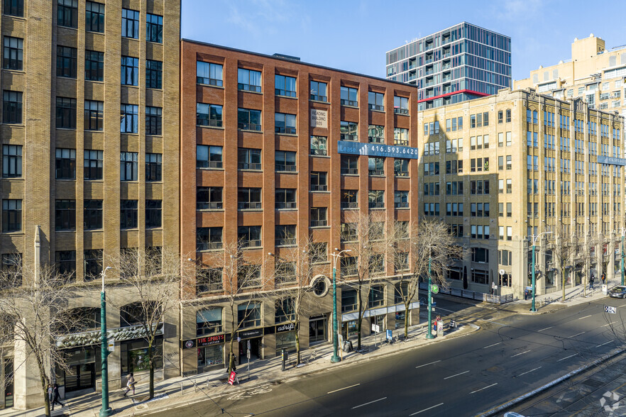 116 Spadina Ave, Toronto, ON à louer - Photo du bâtiment - Image 2 de 5