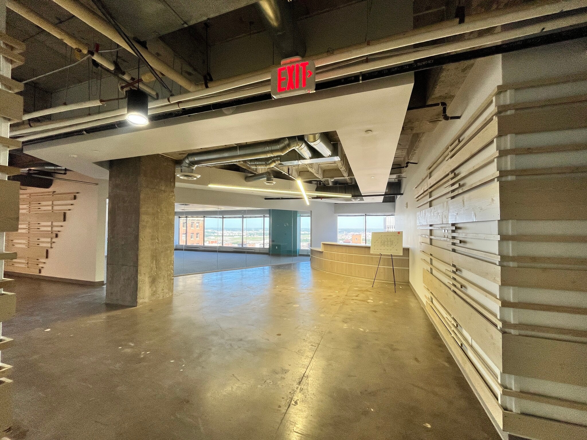 1100 Main St, Kansas City, MO for lease Interior Photo- Image 1 of 7