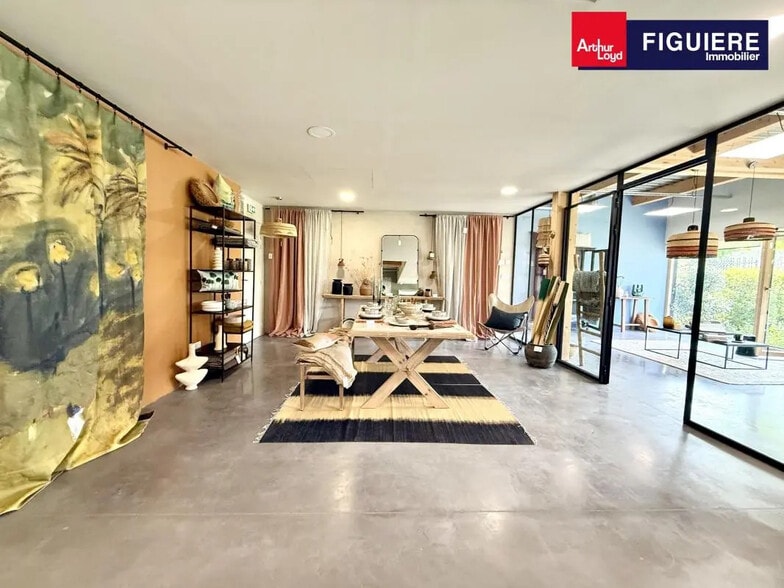 Office in Aix-en-Provence for lease - Interior Photo - Image 2 of 12