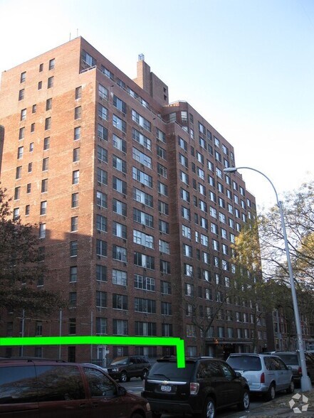 160 Parkside Ave, Brooklyn, NY à louer - Photo du bâtiment - Image 1 de 19