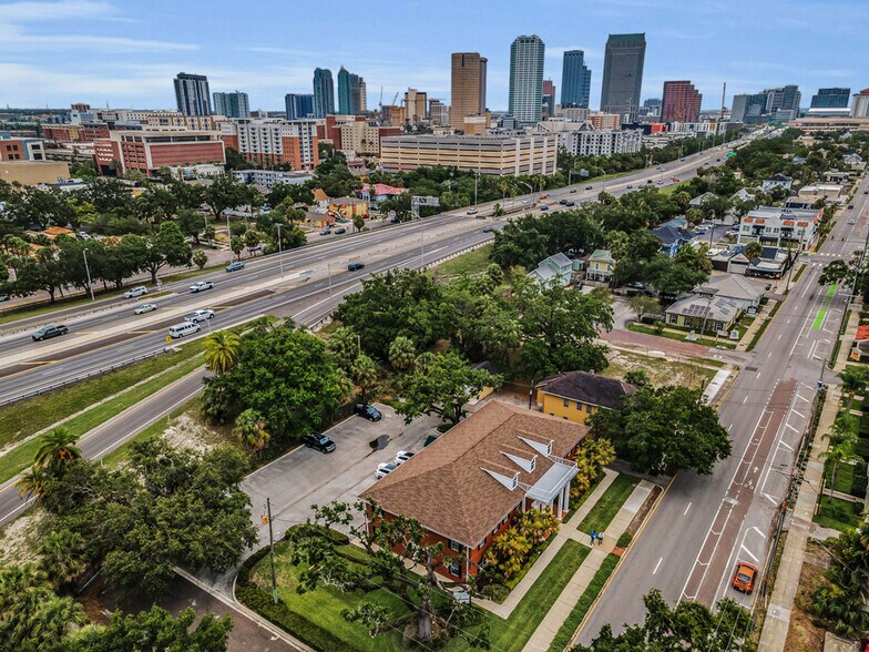 Platt Street Portfolio (Six Parcels) portefeuille de 6 propriétés à vendre sur LoopNet.ca - Aérien - Image 3 de 6