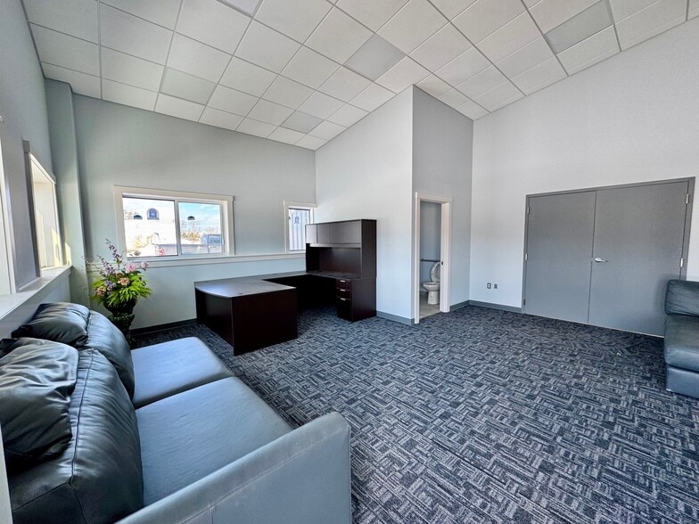 7A Industry dr, Berwick, ME for lease - Building Photo - Image 3 of 8