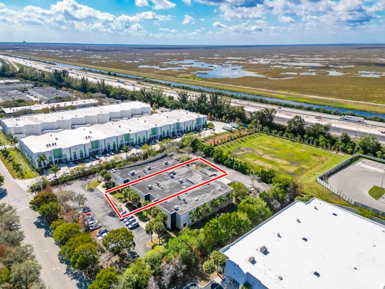 3900 NW 126th Ave, Coral Springs, FL for sale - Building Photo - Image 3 of 9