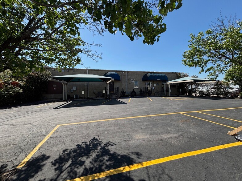 5940 Eden Dr, Haltom City, TX for sale - Building Photo - Image 1 of 25