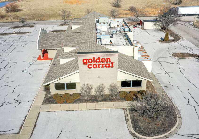 2224 E Perry Rd, Plainfield, IN for sale - Building Photo - Image 3 of 22
