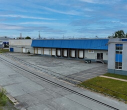 21 Mccurdy Av, Dartmouth, NS for lease Building Photo- Image 2 of 8