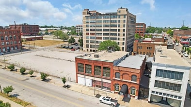 2007-2009 Locust St, Saint Louis, MO à louer Photo intérieure- Image 2 de 11