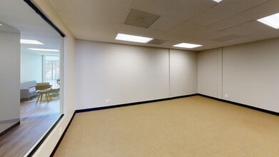 3065 Rosecrans Pl, San Diego, CA for lease Interior Photo- Image 2 of 13