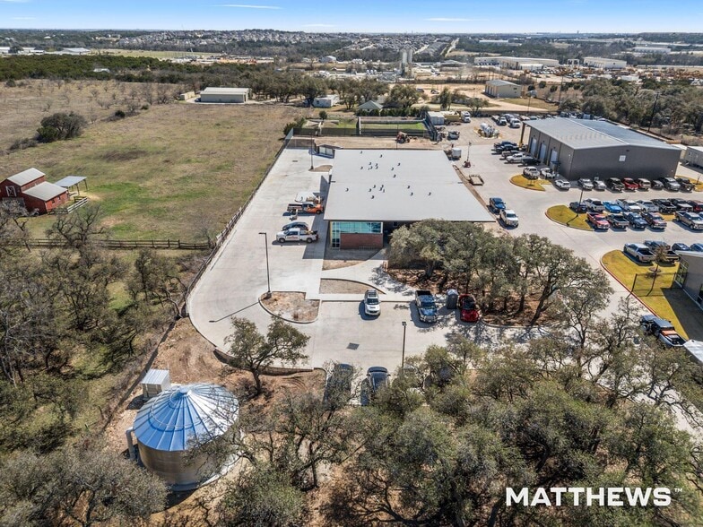 2965 Hero Way, Leander, TX à louer - Photo du bâtiment - Image 2 de 3