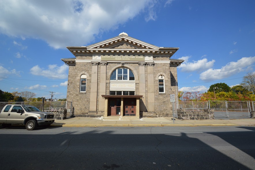 283 W Saint Joseph St, Easton, PA à vendre - Photo du bâtiment - Image 1 de 1