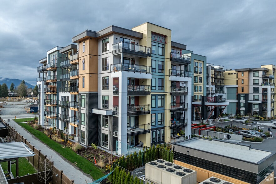 46120 Thomas Rd, Chilliwack, BC for sale - Building Photo - Image 1 of 1