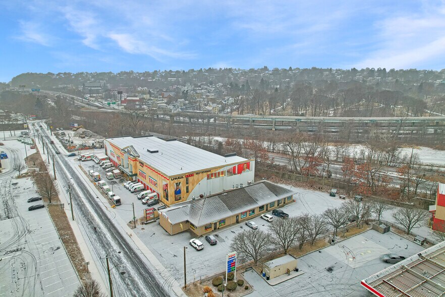 500 Bank St, Waterbury, CT for sale - Building Photo - Image 3 of 8
