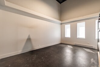 1999 Rue Nobel, Sainte-julie, QC for lease Interior Photo- Image 2 of 4