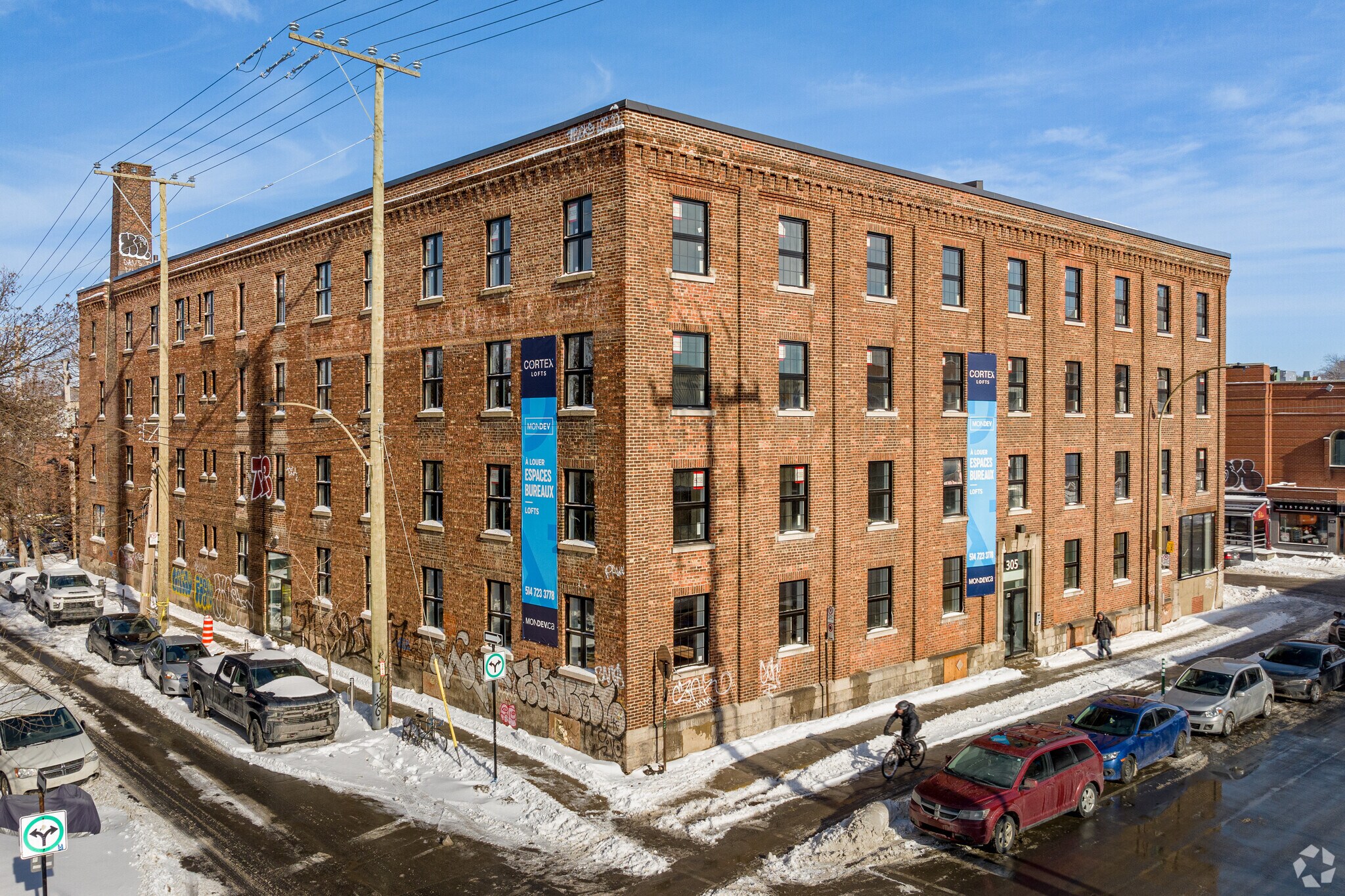 305 Rue De Bellechasse, Montréal, QC for lease Building Photo- Image 1 of 16