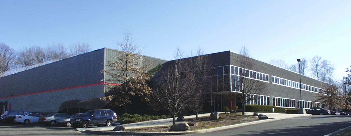 33 Ramland Rd, Orangeburg, NY à vendre Photo principale- Image 1 de 4