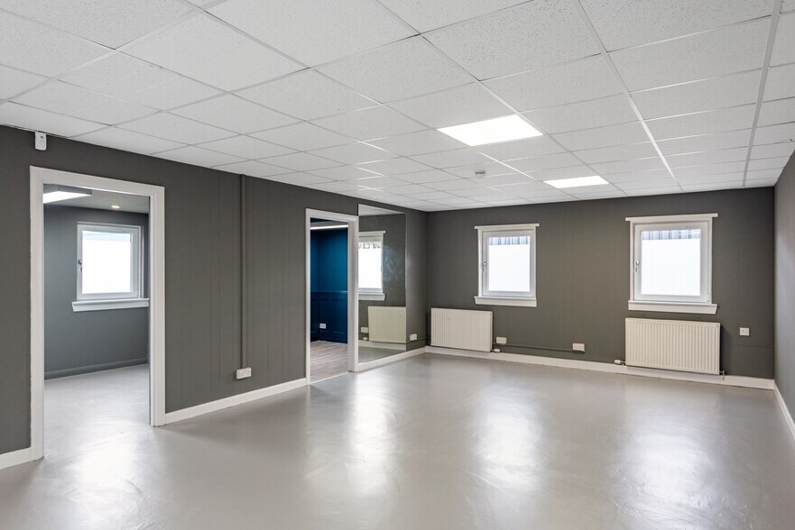 66-76 Dickson St, Dunfermline à louer - Photo du bâtiment - Image 3 de 5