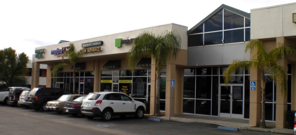 2600 Oswell St, Bakersfield, CA for sale - Building Photo - Image 3 of 13