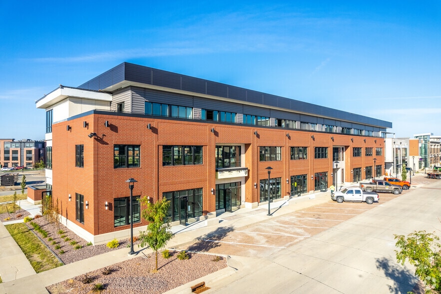 1345 SW Park Square Dr, Ankeny, IA for lease - Building Photo - Image 2 of 5