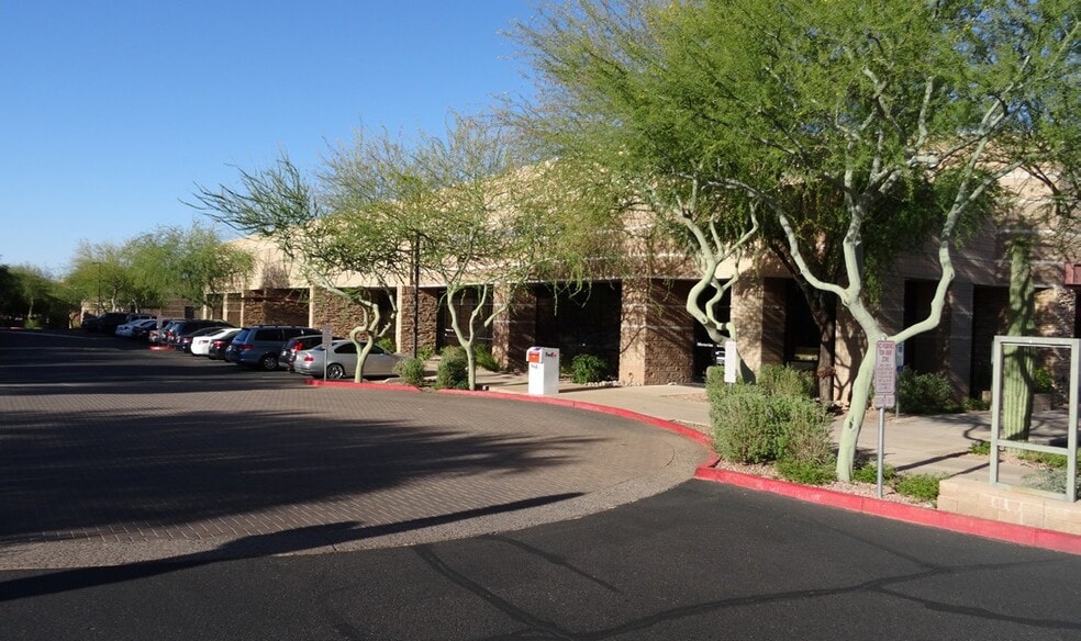 16611 N 91st, Scottsdale, AZ à louer - Photo du bâtiment - Image 2 de 4