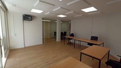 Office in Barcelona, Barcelona for lease Interior Photo- Image 1 of 11