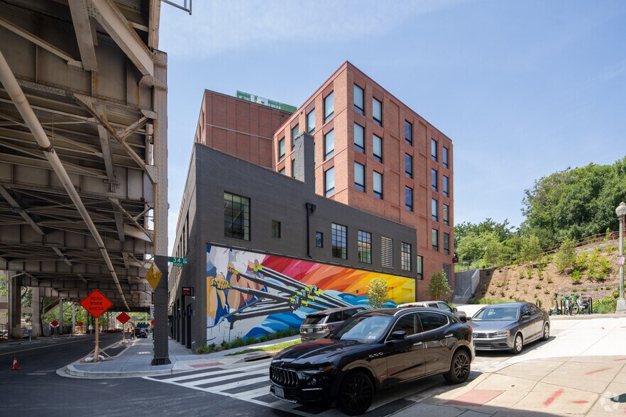 3401 Water St NW, Washington, DC à louer - Photo principale - Image 1 de 5