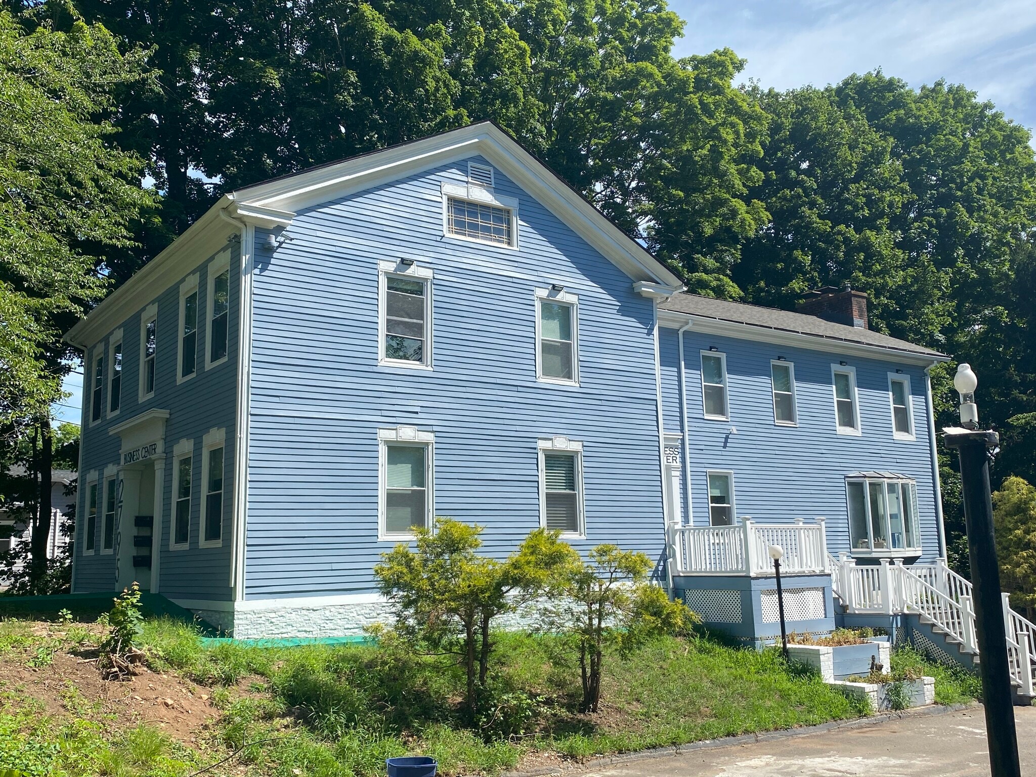 2795 Whitney Ave, Hamden, CT à louer Photo principale- Image 1 de 7