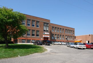 Plus de détails pour 1028 W Barnes Ave, Lansing, MI - Spécialité à vendre