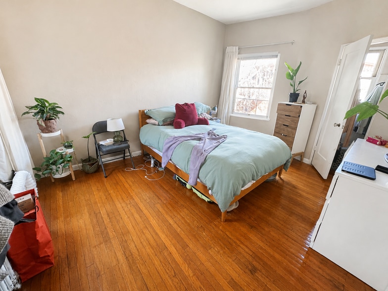 1142 McKinley Ave, Oakland, CA à vendre - Photo du bâtiment - Image 3 de 8