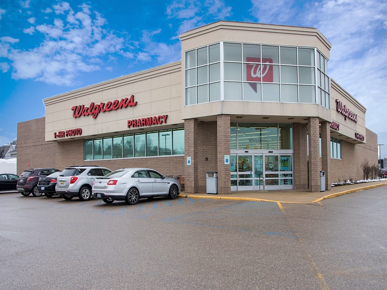 710 Spring St, Petoskey, MI for sale - Building Photo - Image 2 of 8