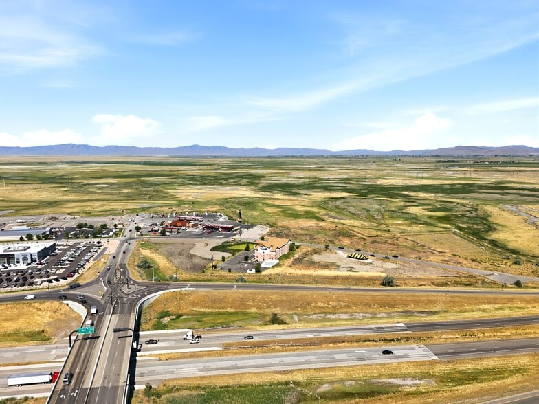 1069 S 1600, Perry, UT for sale - Building Photo - Image 2 of 20