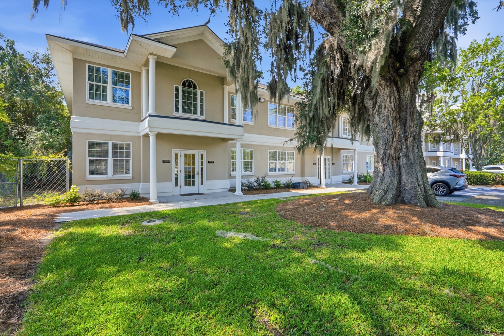37 W Fairmont Ave, Savannah, GA for sale Building Photo- Image 1 of 15