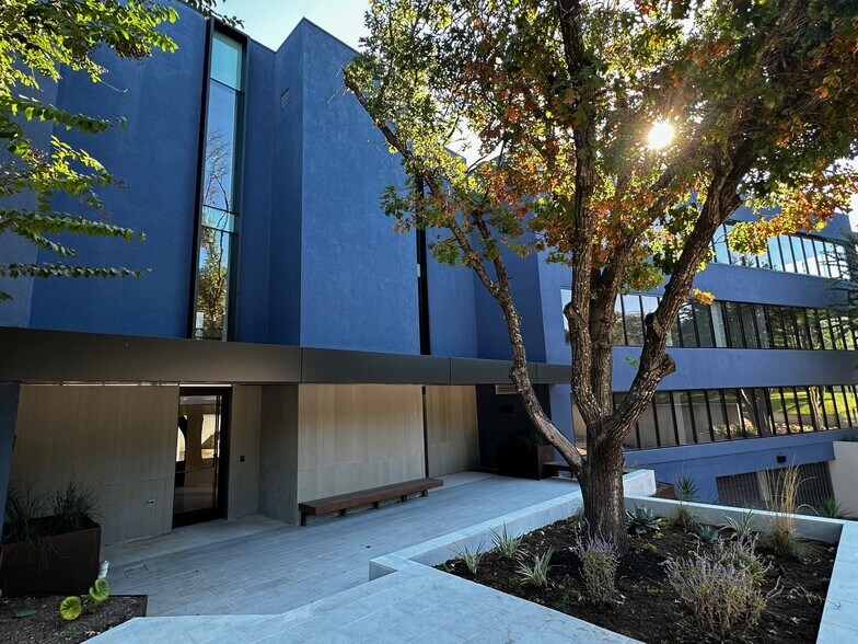 6207 Bee Caves Rd, Austin, TX à louer - Photo du bâtiment - Image 3 de 4