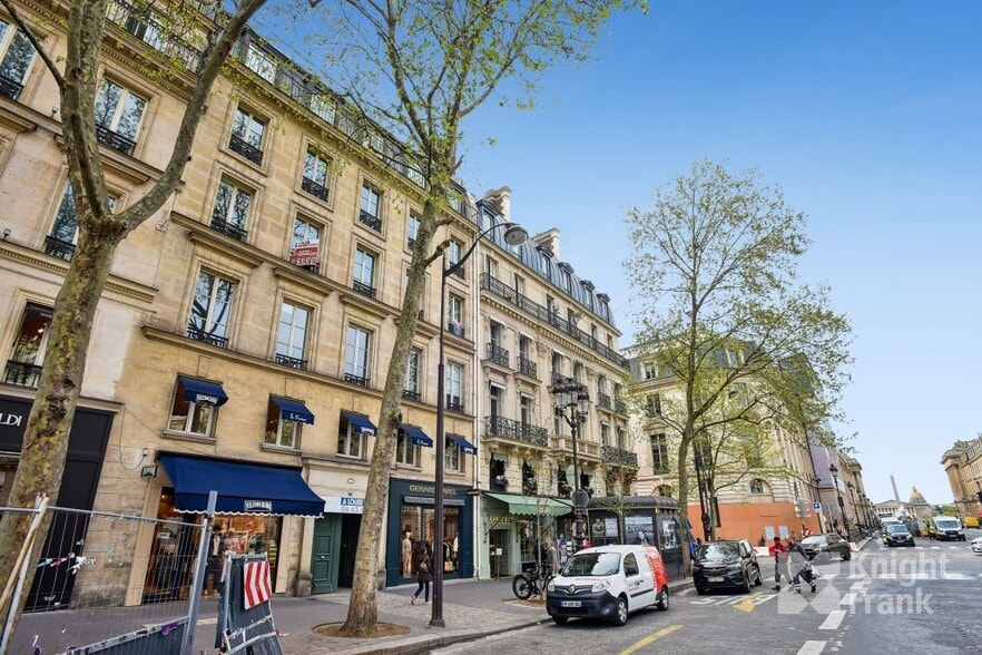 18 Rue Royale, Paris à louer - Photo du bâtiment - Image 3 de 11