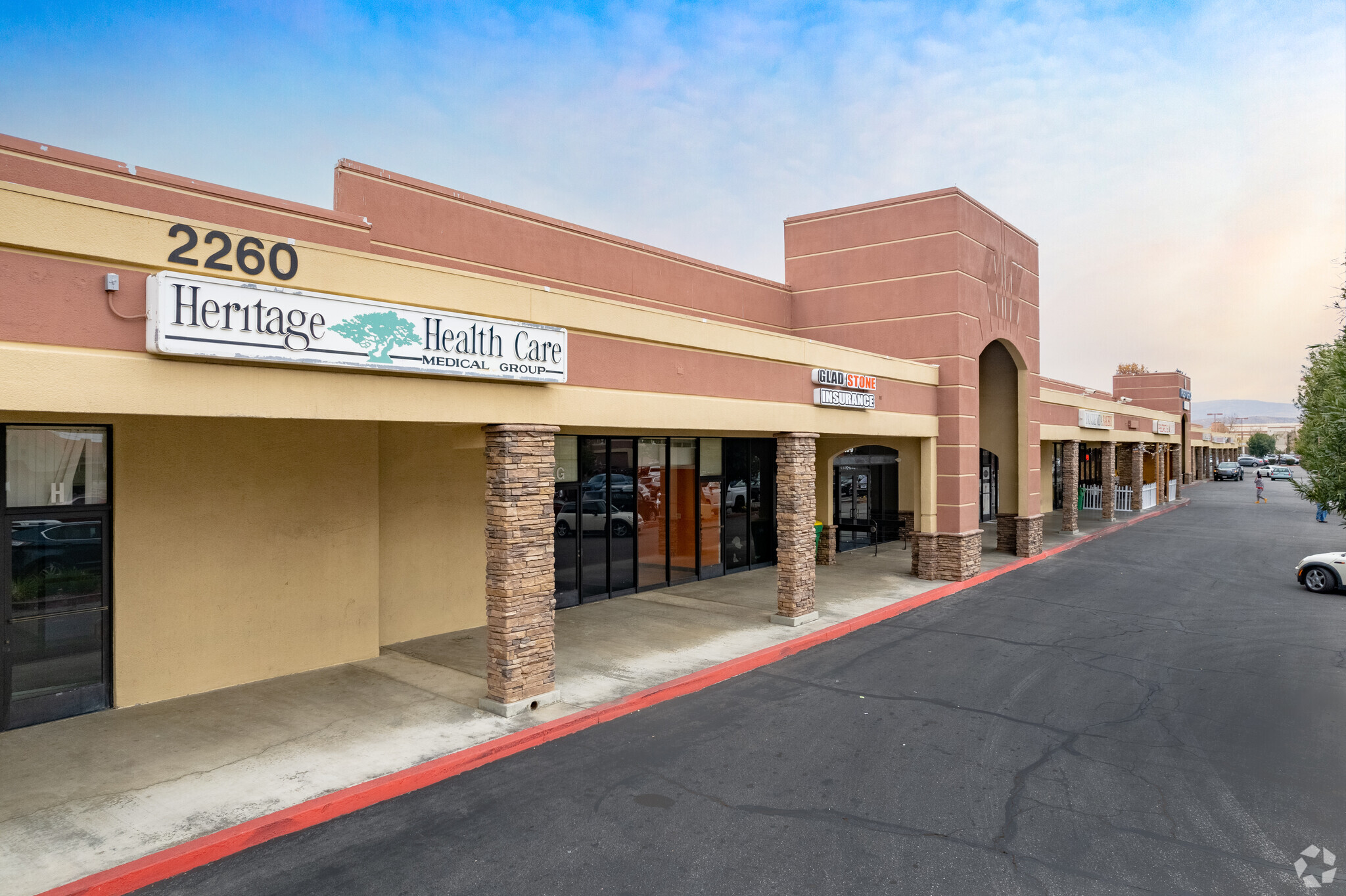 2260 E Palmdale Blvd, Palmdale, CA for sale Primary Photo- Image 1 of 5