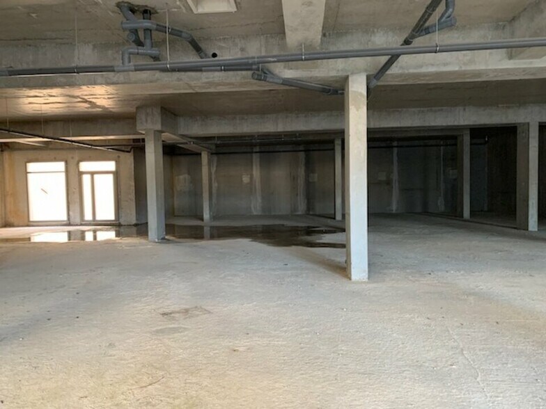 Retail in Les Angles for sale - Building Photo - Image 2 of 10