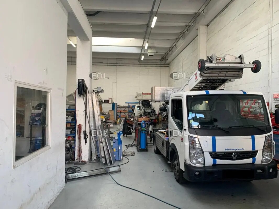 Flex in Aulnay-sous-Bois for lease Interior Photo- Image 1 of 22