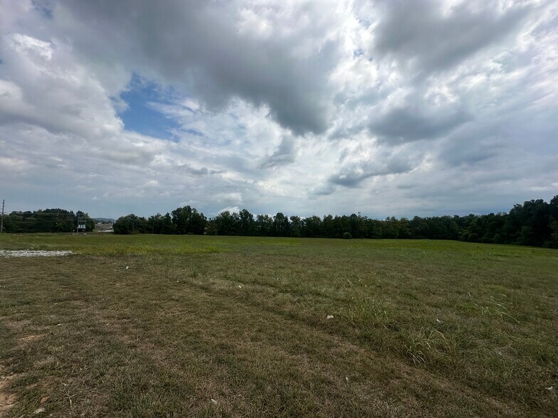 19 AC E 10TH st, Cookeville, TN à vendre - Autre - Image 3 de 5