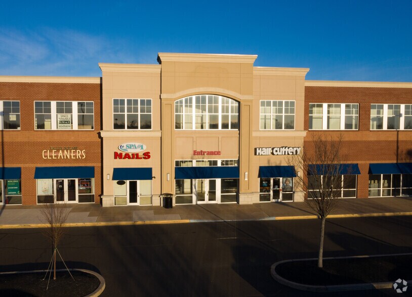 1015-1075 Main St, Warrington, PA à louer - Photo du bâtiment - Image 3 de 4