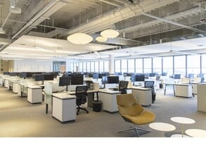 3375 Koapaka St, Honolulu, HI for lease Interior Photo- Image 1 of 3