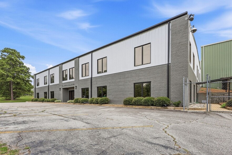 264 Stapleton Rd, Cornelia, GA for lease - Building Photo - Image 3 of 10