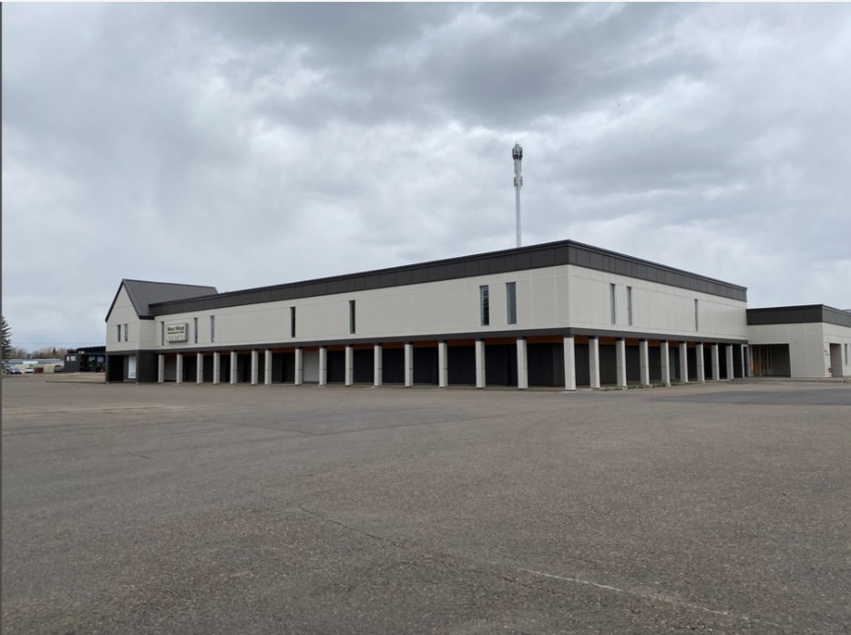 1017 2A Av N, Lethbridge, AB for sale Primary Photo- Image 1 of 1