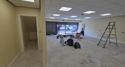 Altway, Liverpool for lease Interior Photo- Image 1 of 1