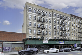 Plus de détails pour 597 E 138th St, Bronx, NY - Vente au détail à louer